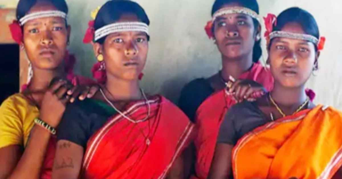 Girls of muriya tribal